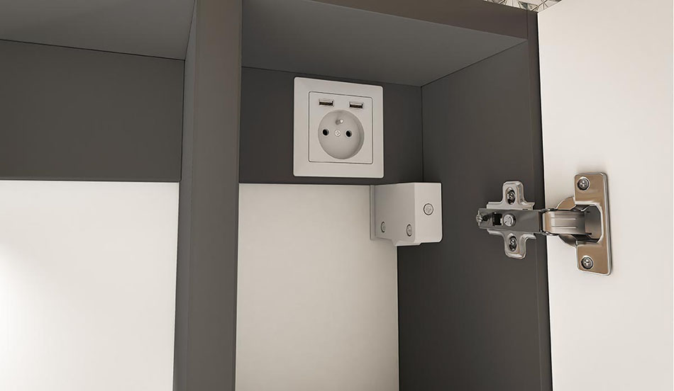 Toma de corriente + USB