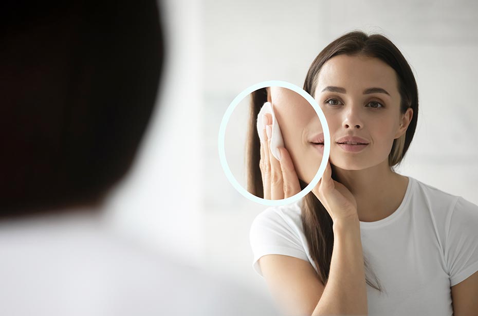 ¿Recuerdas cuántas veces te has puesto delante del espejo intentando trazar una línea perfecta en el párpado? ¡Tenemos la solución! ¡El espejo cosmético de 3 aumentos integrado en el espejo de baño LED conseguirá que tu maquillaje sea siempre perfecto! Este pequeño gadget resolverá rápida y eficazmente tus problemas matinales de cuidado de la piel.