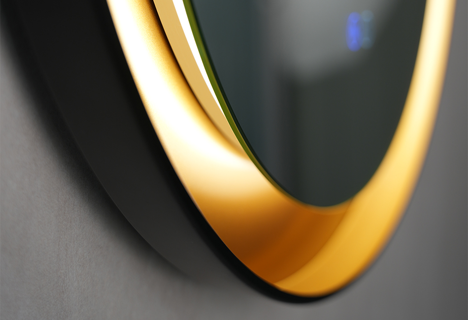 Espejo con marco metálico negro