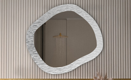 Espejos en un marco de metal