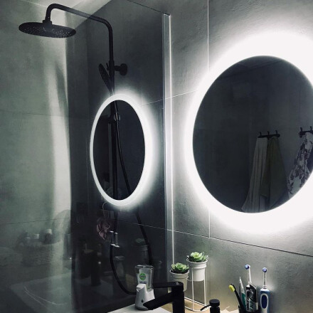 Armario de Baño con Espejo e Iluminado LED con 3-Puerta (70 x 60 cm), Armario de Pared, Toma de corriente Blanco Frío