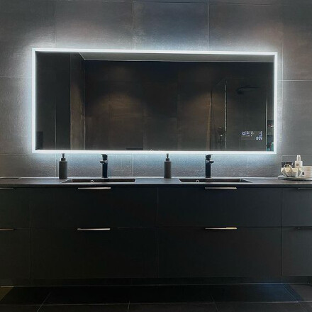 Armario de Baño con Espejo e Iluminado LED con 3-Puerta (70 x 60 cm), Armario de Pared, Toma de corriente Blanco Frío