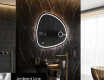 Espejo de baño LED de forma irregular EG223