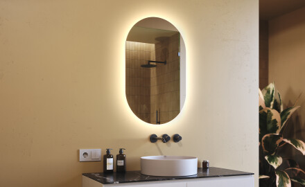 Espejo ovalado baño con luz 50x80cm con luz LED fría de 7000K, luz cálida de 3000K o luz neutra de 4500K